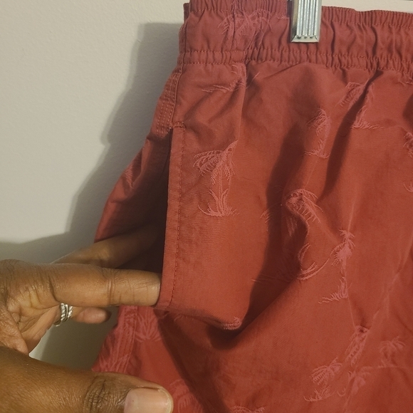 Tommy Bahama | Men's Paradise Nation Nylon Palm Print Swim Trunks (Size Large) - Picture 3 of 13